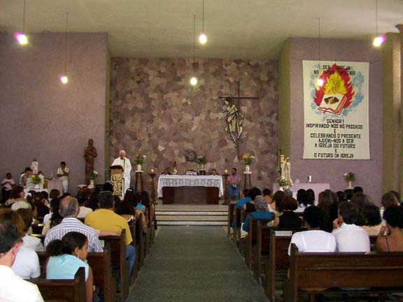 Padre João em suas memoraveis missas